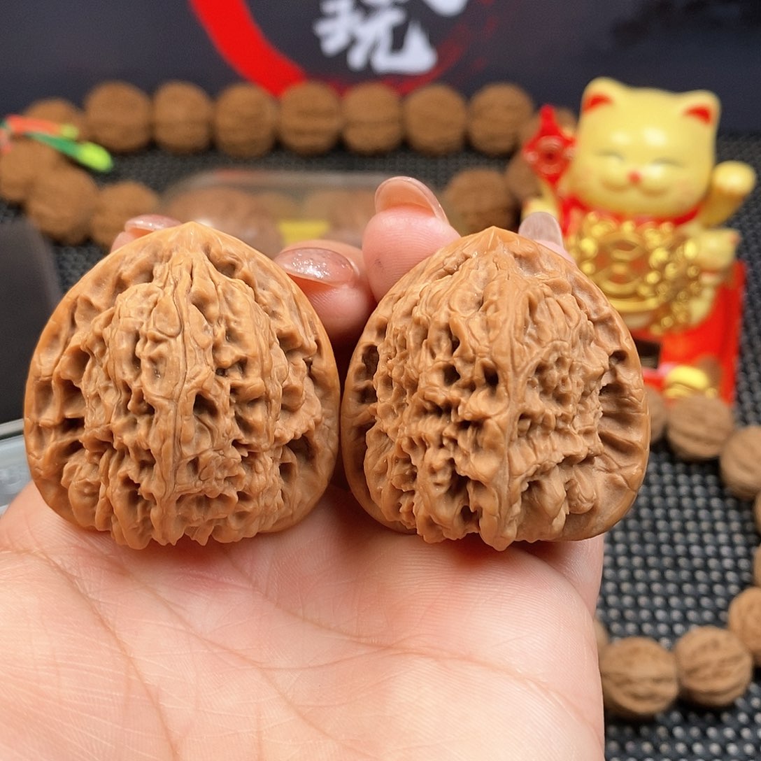 文玩核桃吊坠39尺三角疆