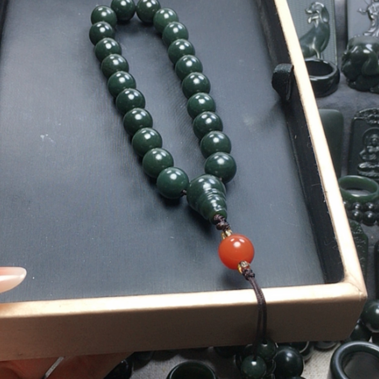 【闪购商品】未镶嵌和田玉手串a*