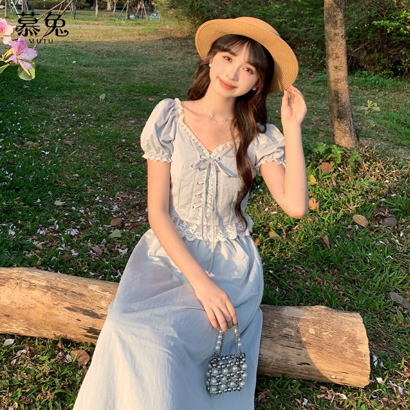 甜美蕾丝拼接方领短袖衬衫女夏季新款高腰半身裙两件套装