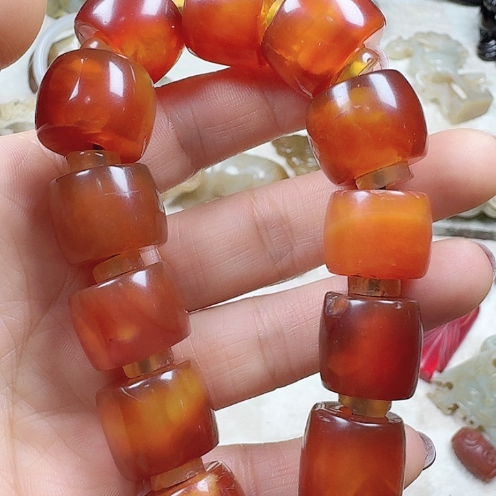 和田玉（糖玉）车挂未镶嵌人*