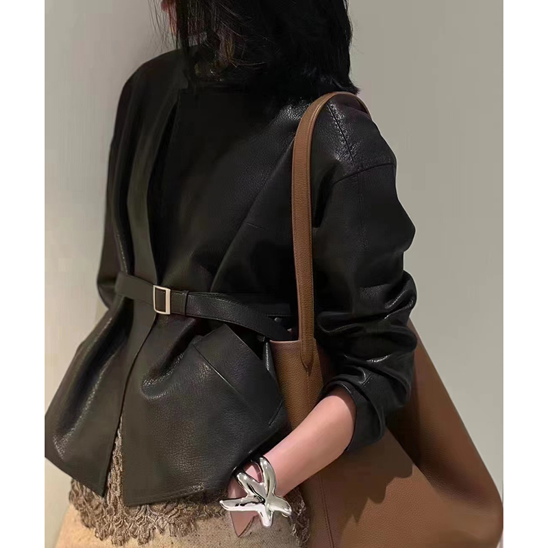 M2790时髦洋气衣服女羊皮外套双色可选！衣长58款号LG22901