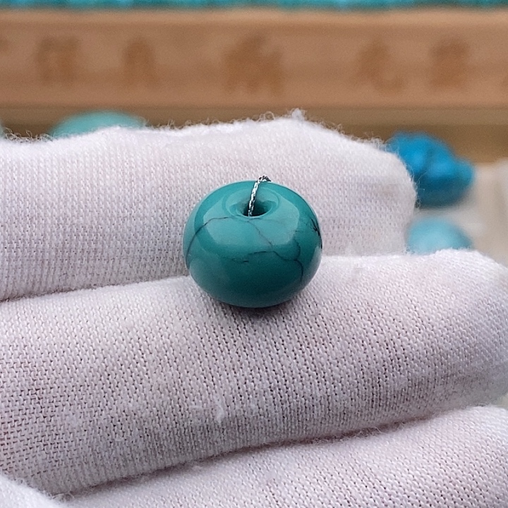 小***.绿松石未镶嵌珠宝奇石