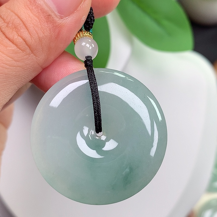 翡翠未镶嵌颈饰平安扣 34.3x5.7mm