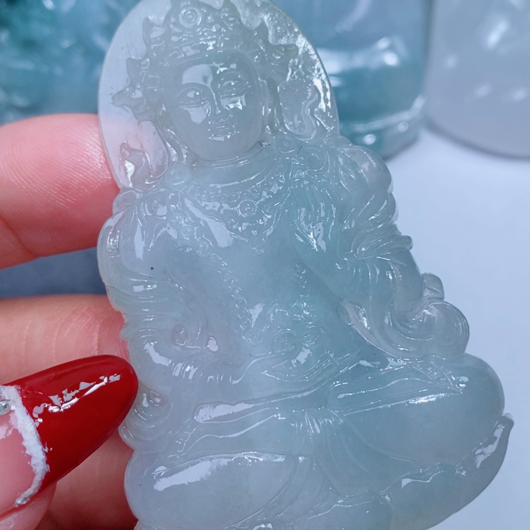 定制翡翠吊坠未镶嵌