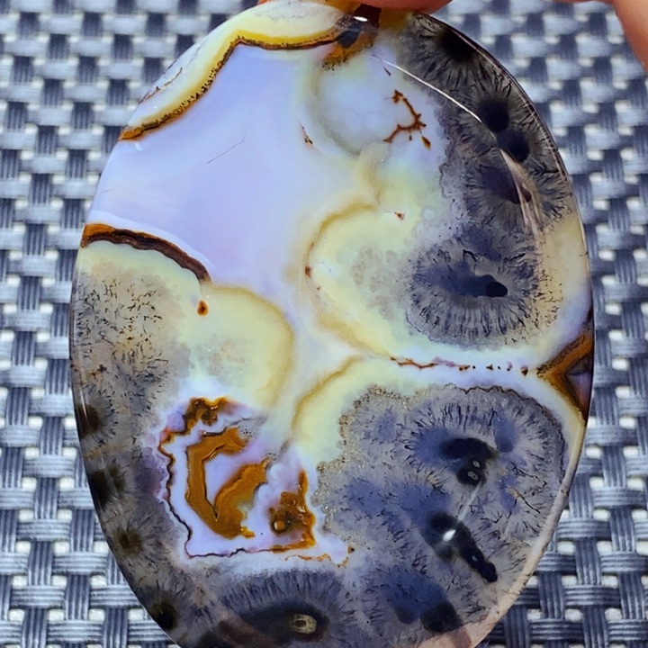 玛瑙/玉髓颈饰未镶嵌黑**生