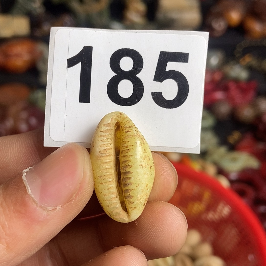 和田玉（糖玉）饰品未镶嵌