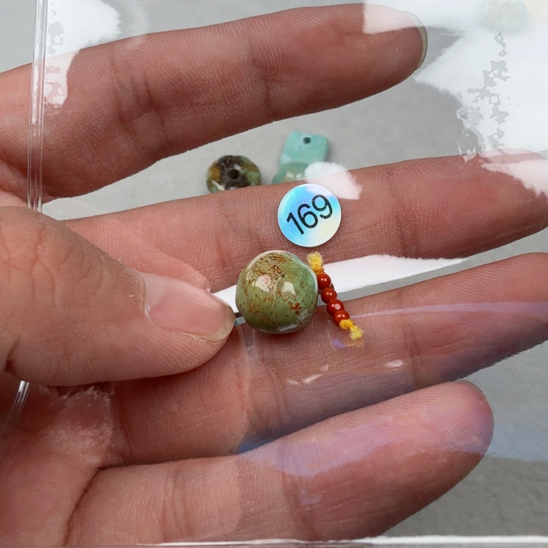 未镶嵌南红玛瑙珠宝奇石