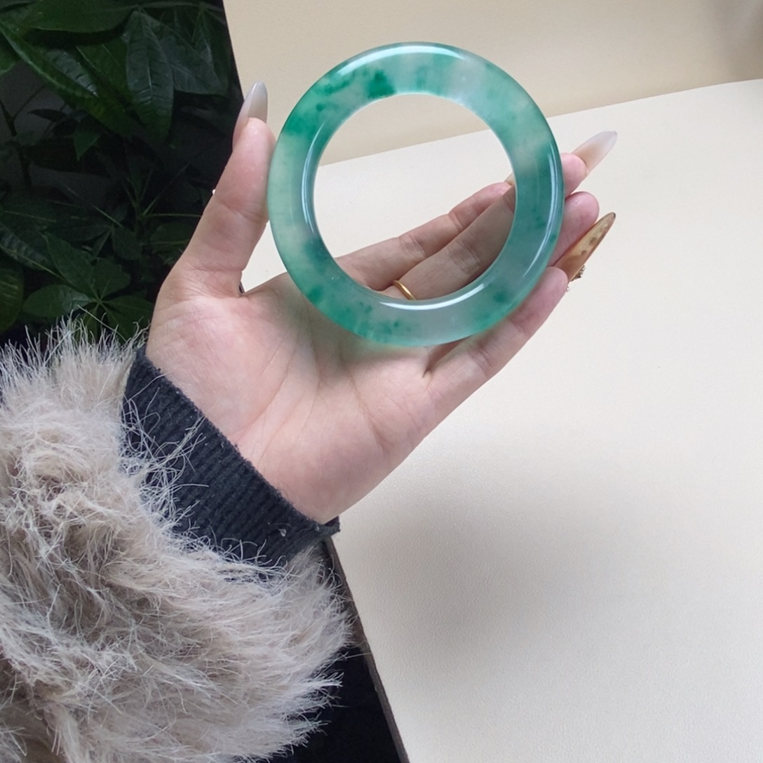 对***.玉时尚飘花手镯61对方