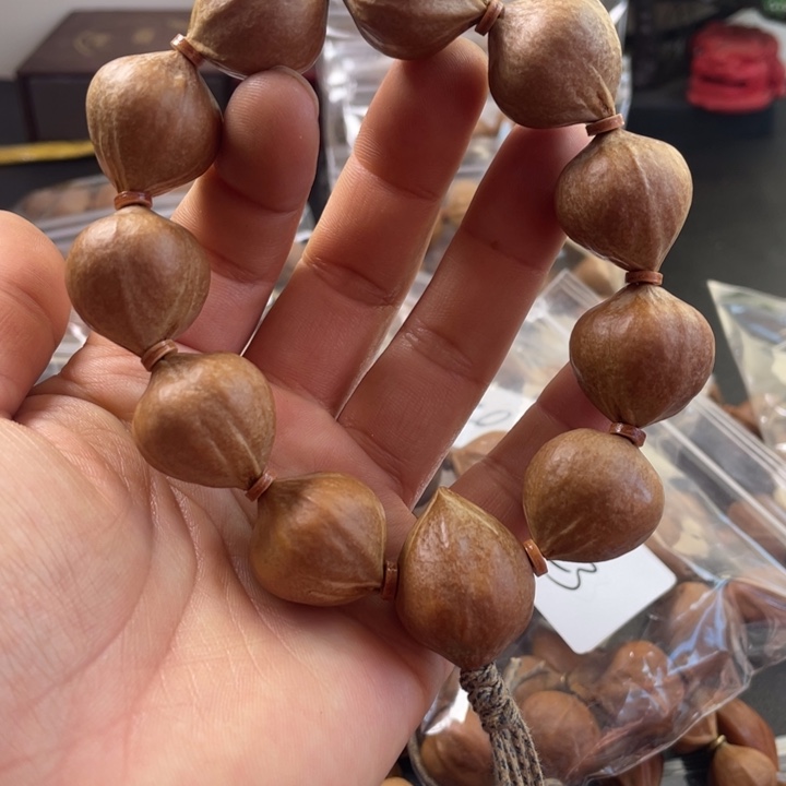 笨***孩橄榄核吊坠橄榄核