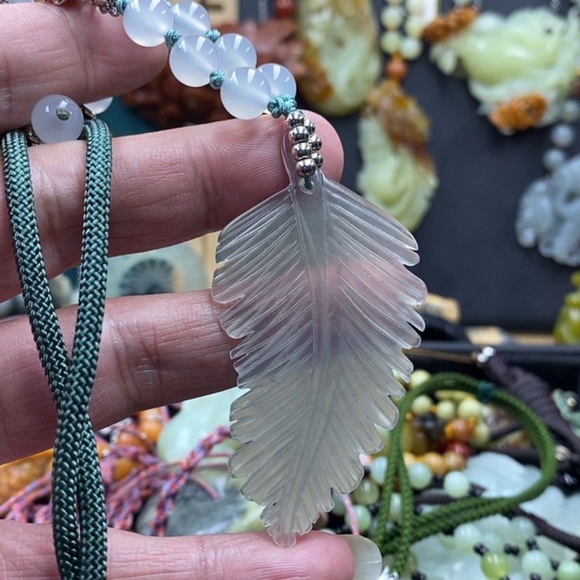 【闪购商品】蛇纹石玉吊坠未镶嵌