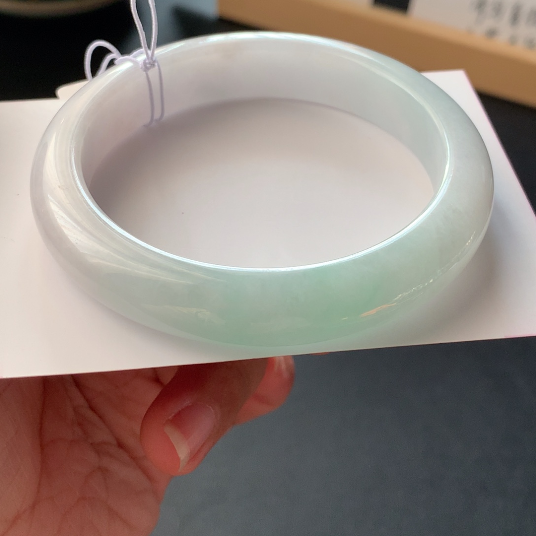 翡翠未镶嵌手镯37号57.5-11.6-8.8有皮裂超级无敌强强推