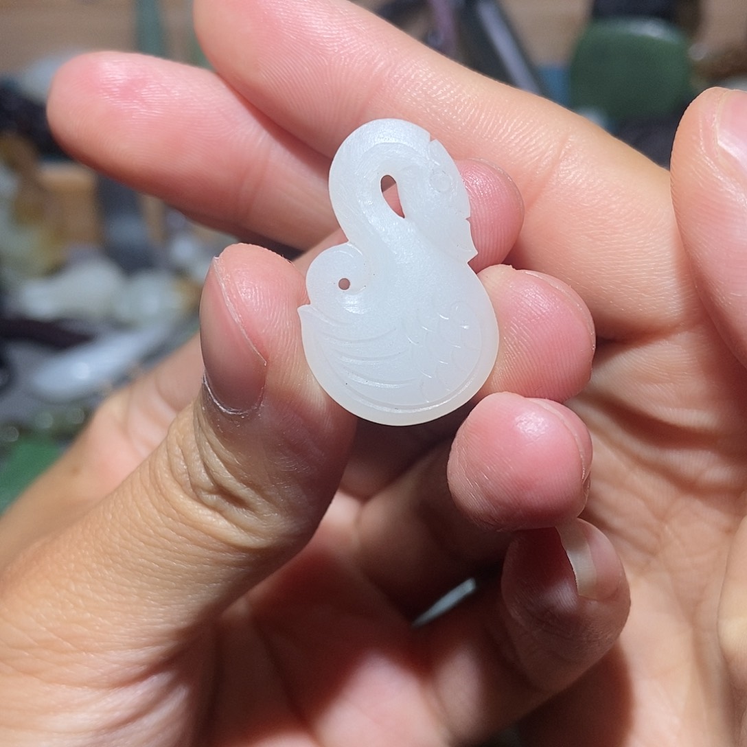 和田玉颈饰未镶嵌