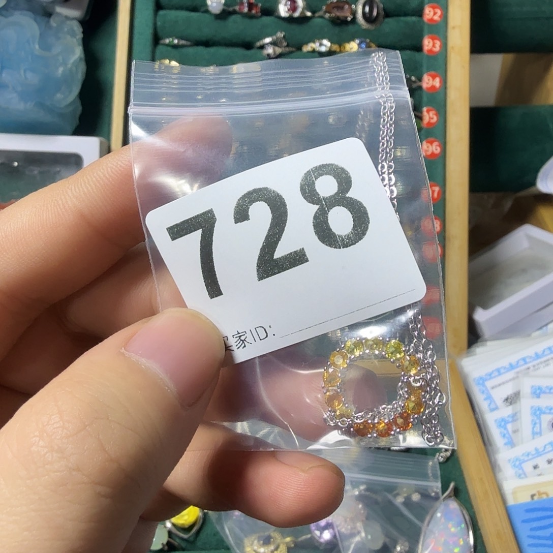 *****石英质玉银S925镶嵌颈饰
