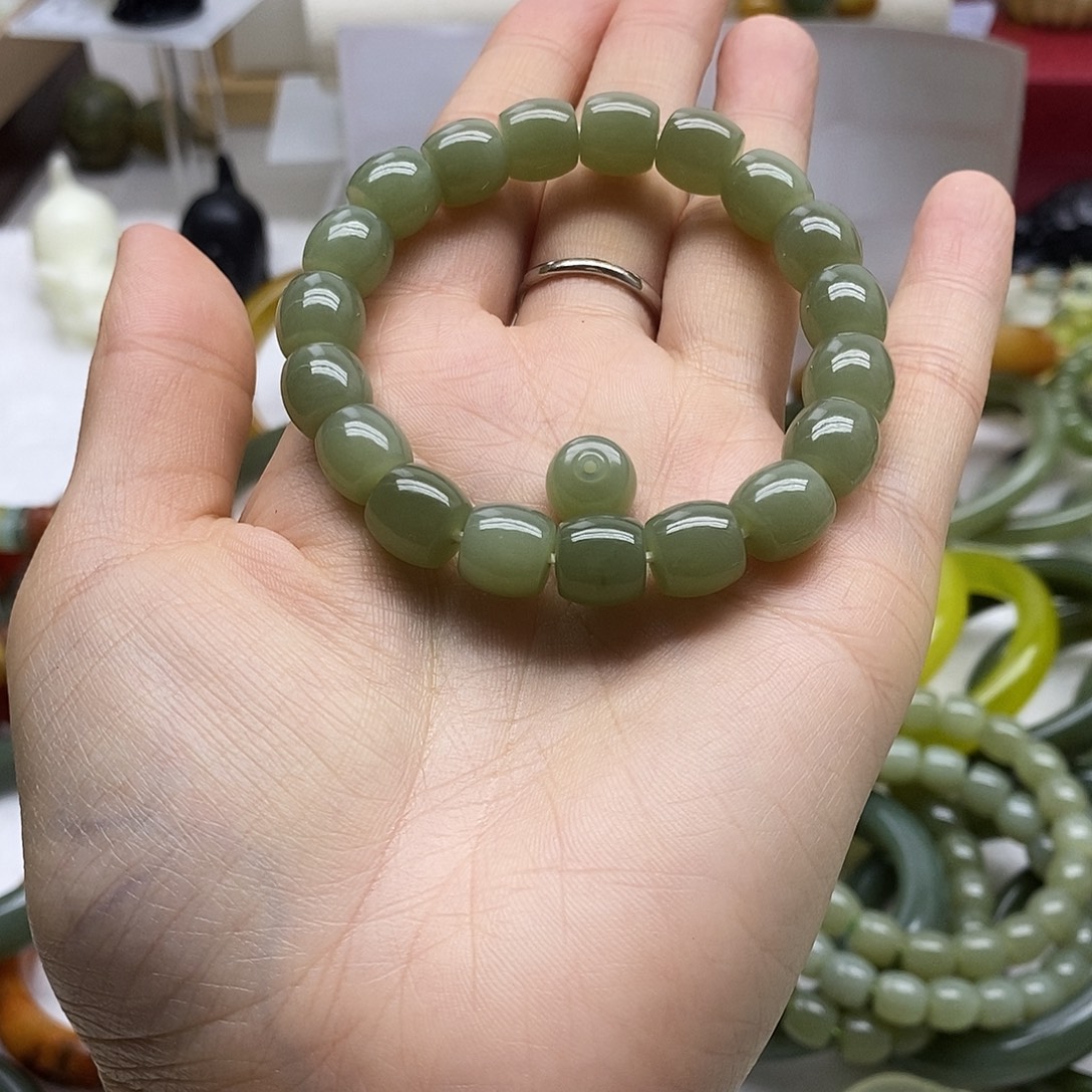 和田玉未镶嵌手链