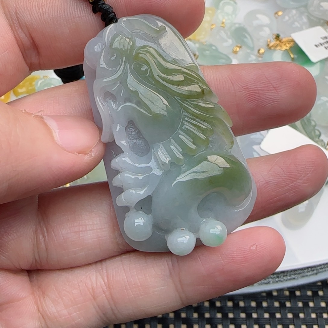【闪购商品】翡翠颈饰未镶嵌龙牌