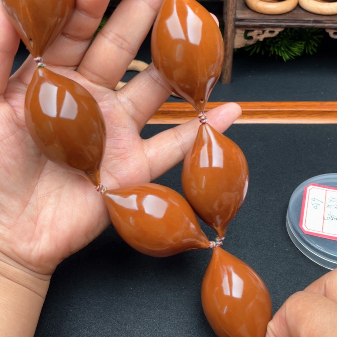 橄榄核吊坠啊啊啊啊