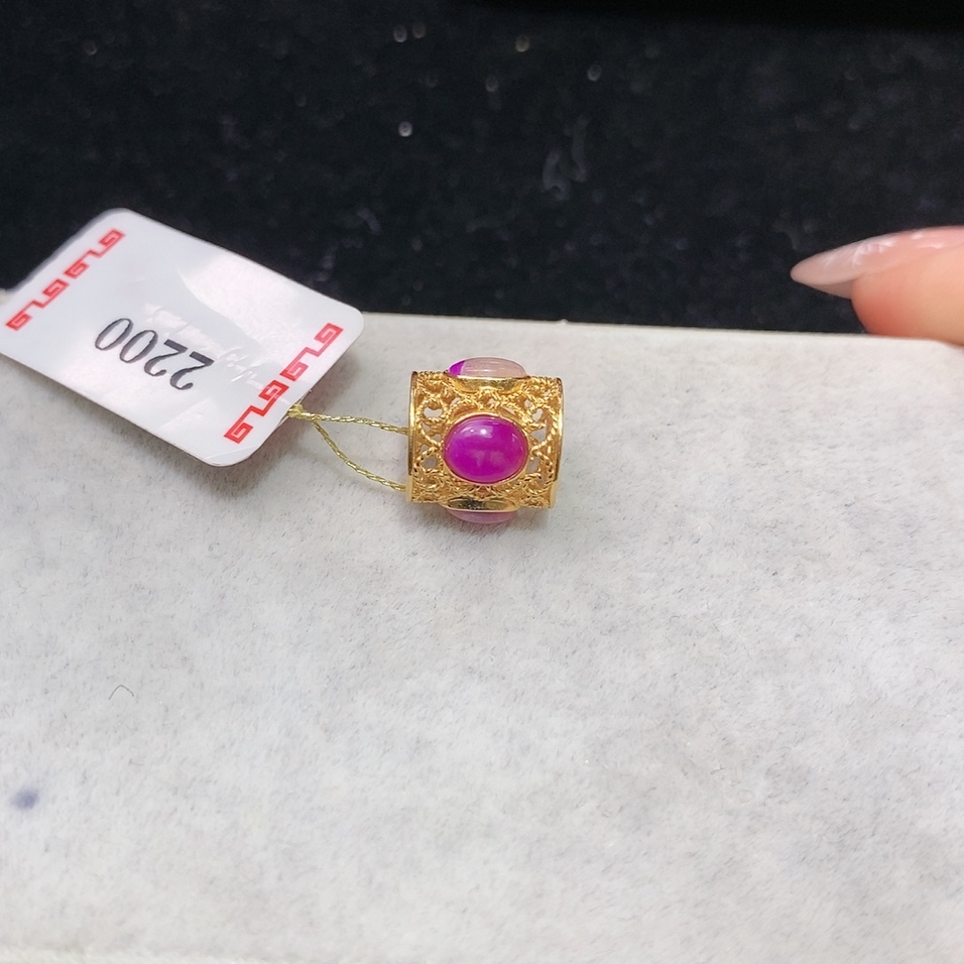 苏纪石（舒俱来）18K金镶嵌吊坠(不含链)