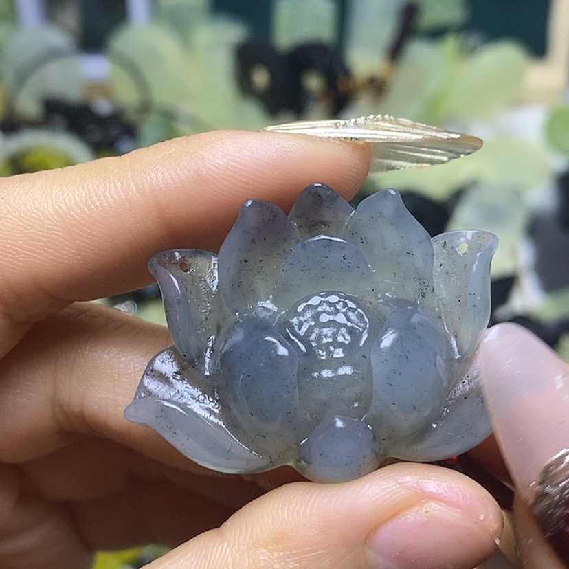 【闪购商品】蛇纹石玉颈饰未镶嵌