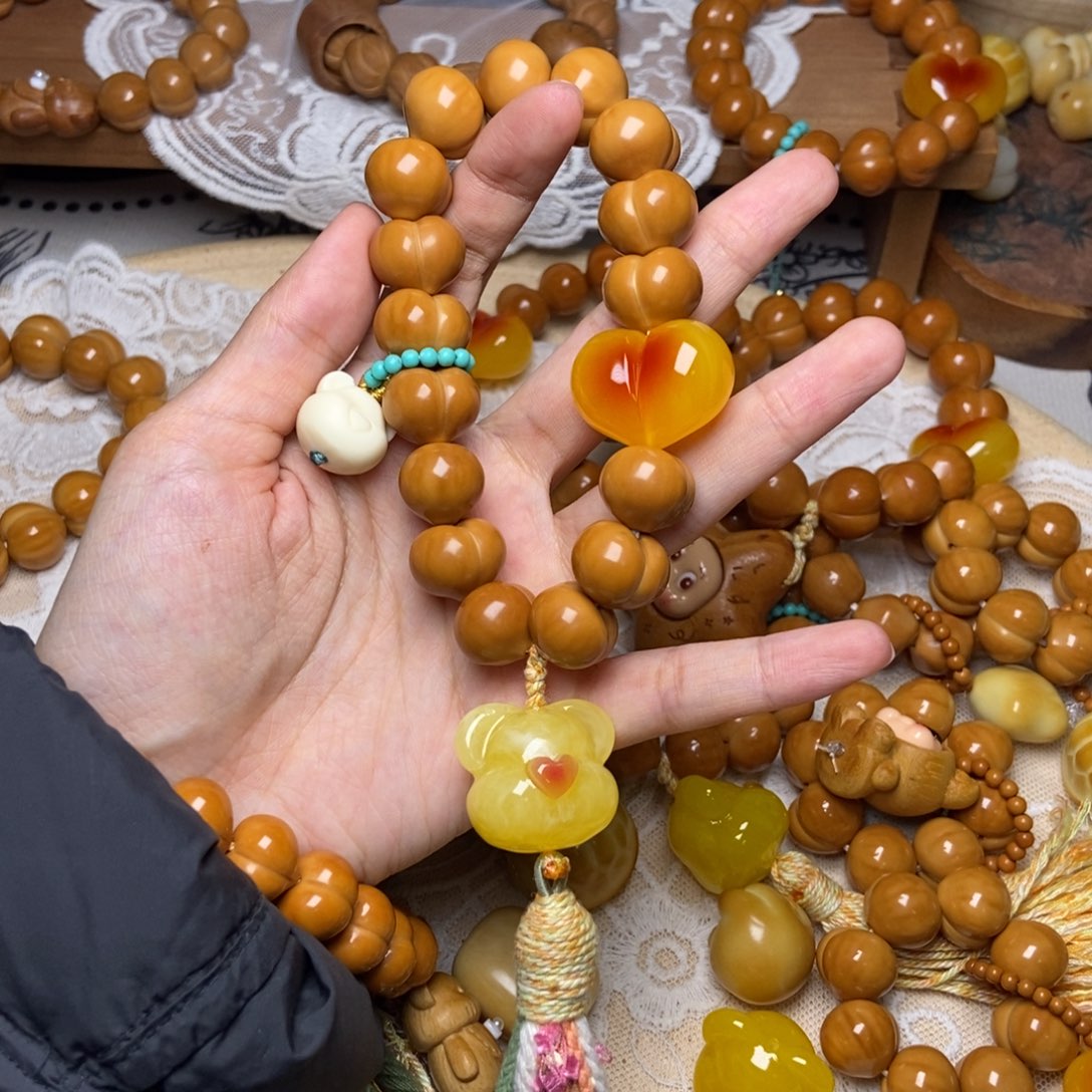 吊坠猴头核桃屁桃卡15