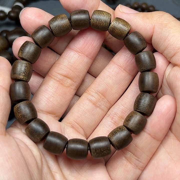沉香沉香碎屑白棋玉化1.0