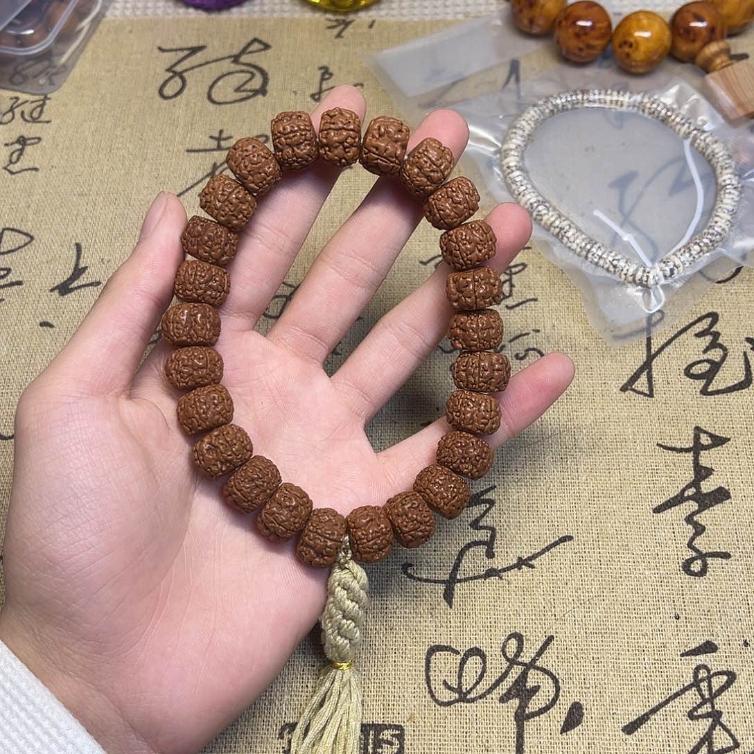 猴头核桃手串金刚