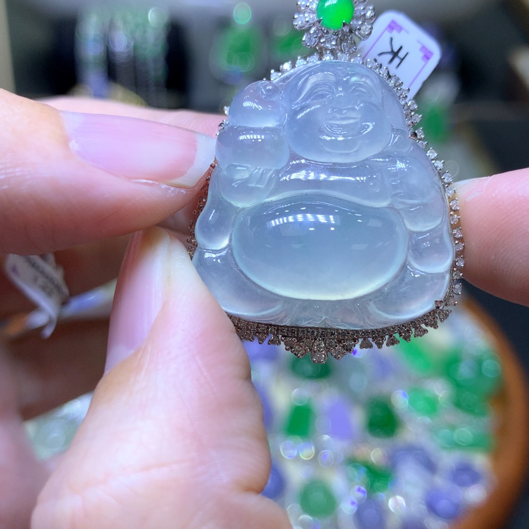 【闪购商品】翡翠颈饰18K金镶嵌翡翠吊坠项链