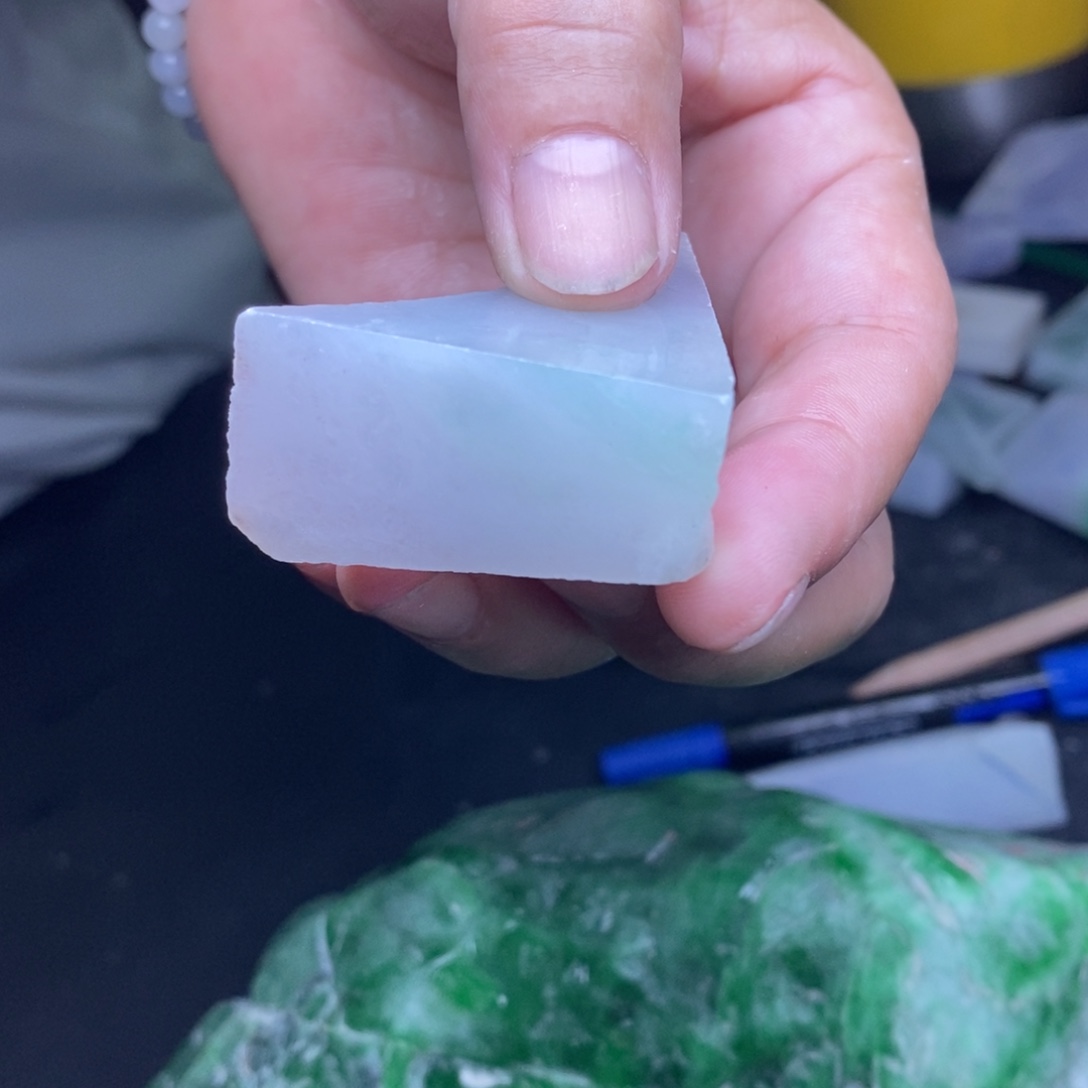 未镶嵌定制翡翠  
