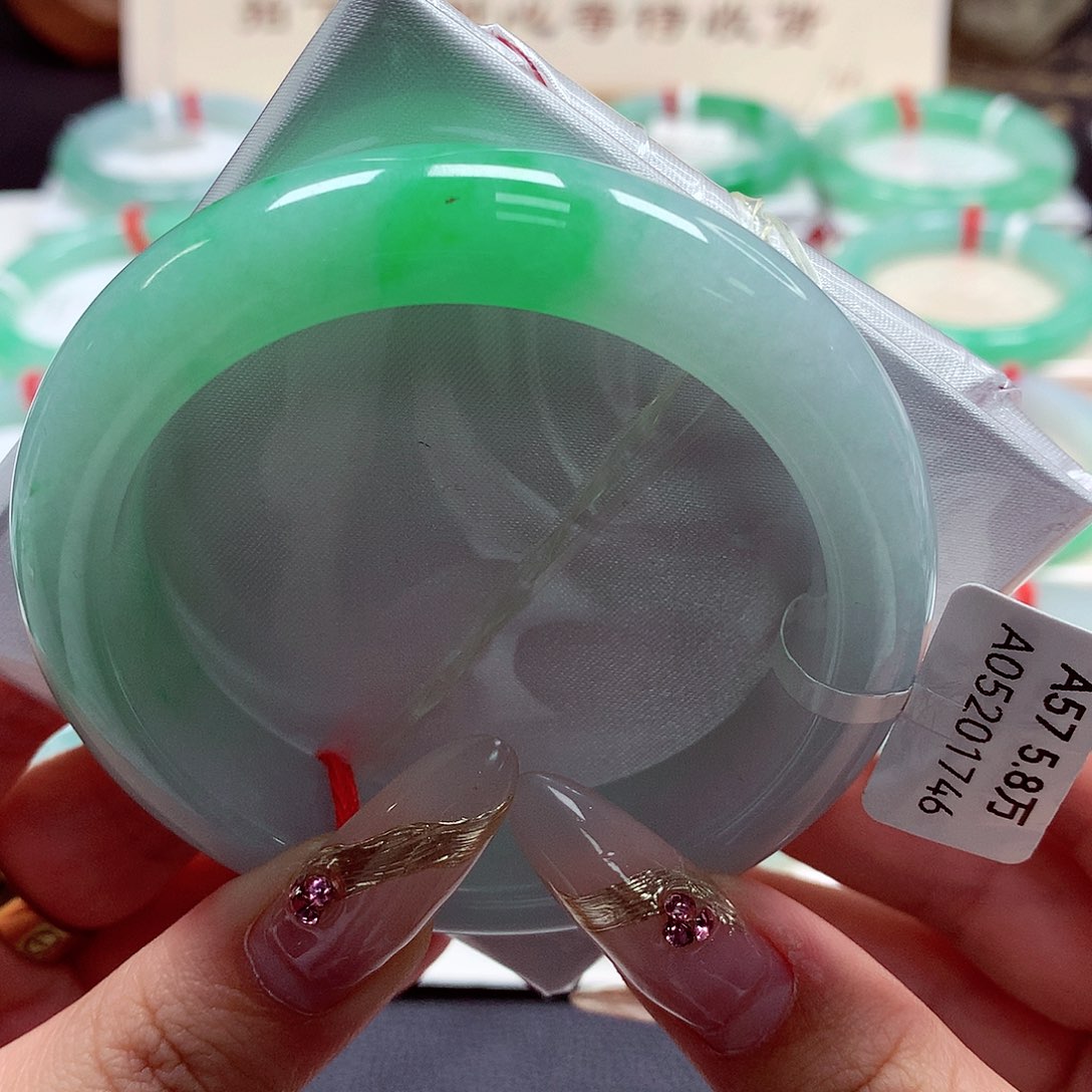 翡翠手镯未镶嵌22（22号）