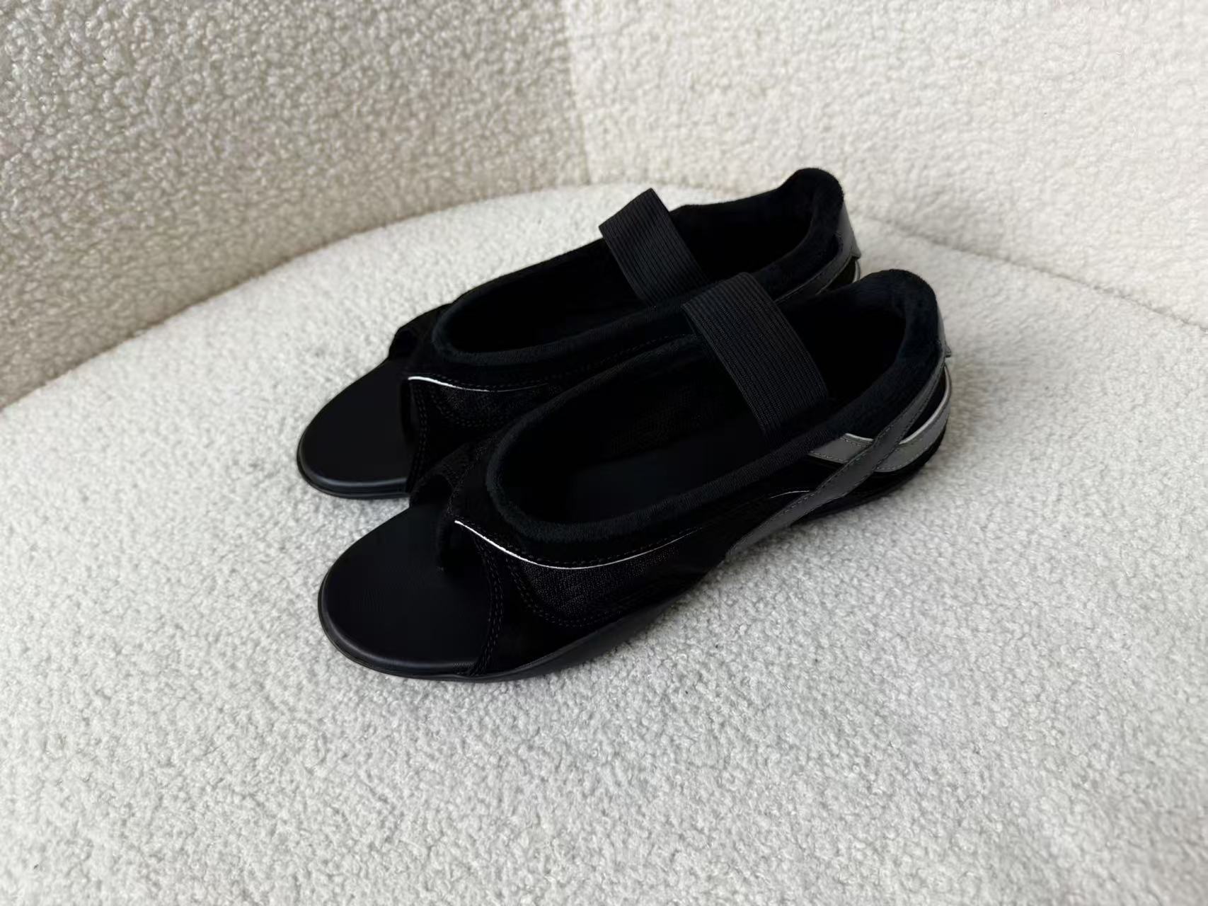 老王甄选 时尚简约软底舒适夹脚式女士玛丽珍单鞋