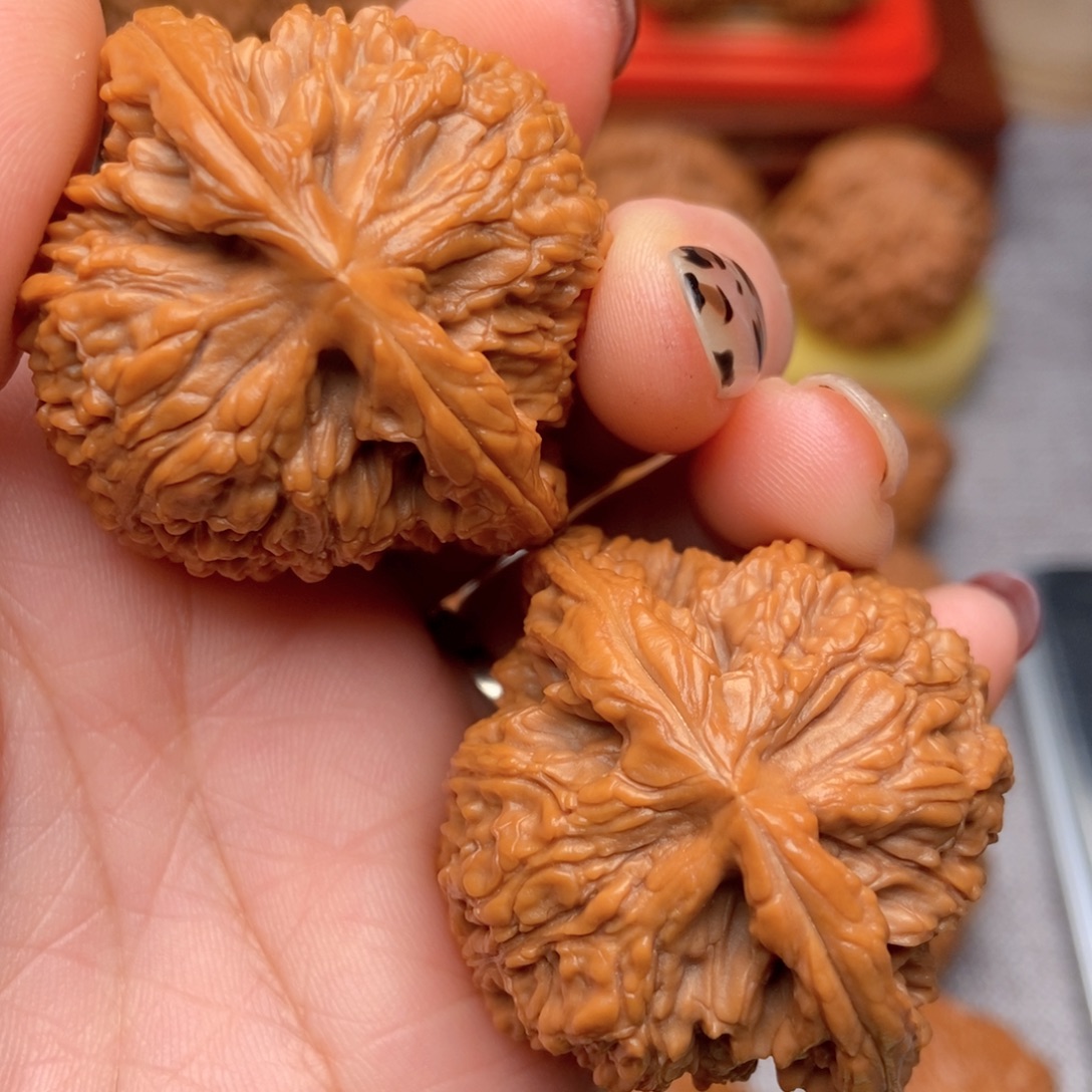 文玩核桃把件南疆石42全品