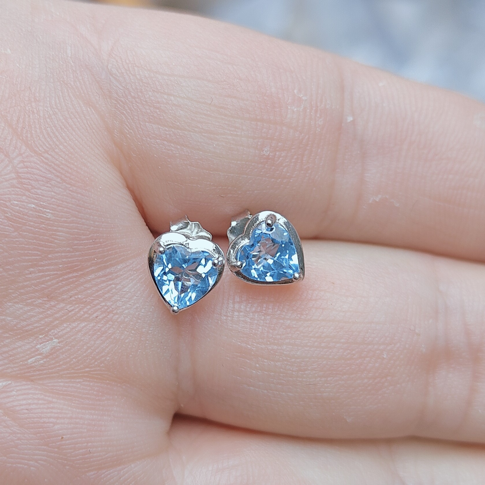 银s925镶嵌天然托帕石耳钉