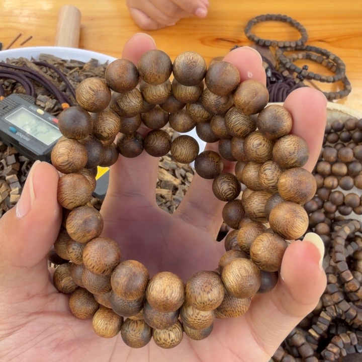 沉香沉香碎屑单圈1.0乌身7克多样性发一