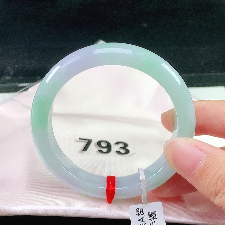 未镶嵌手镯翡翠翡翠手镯