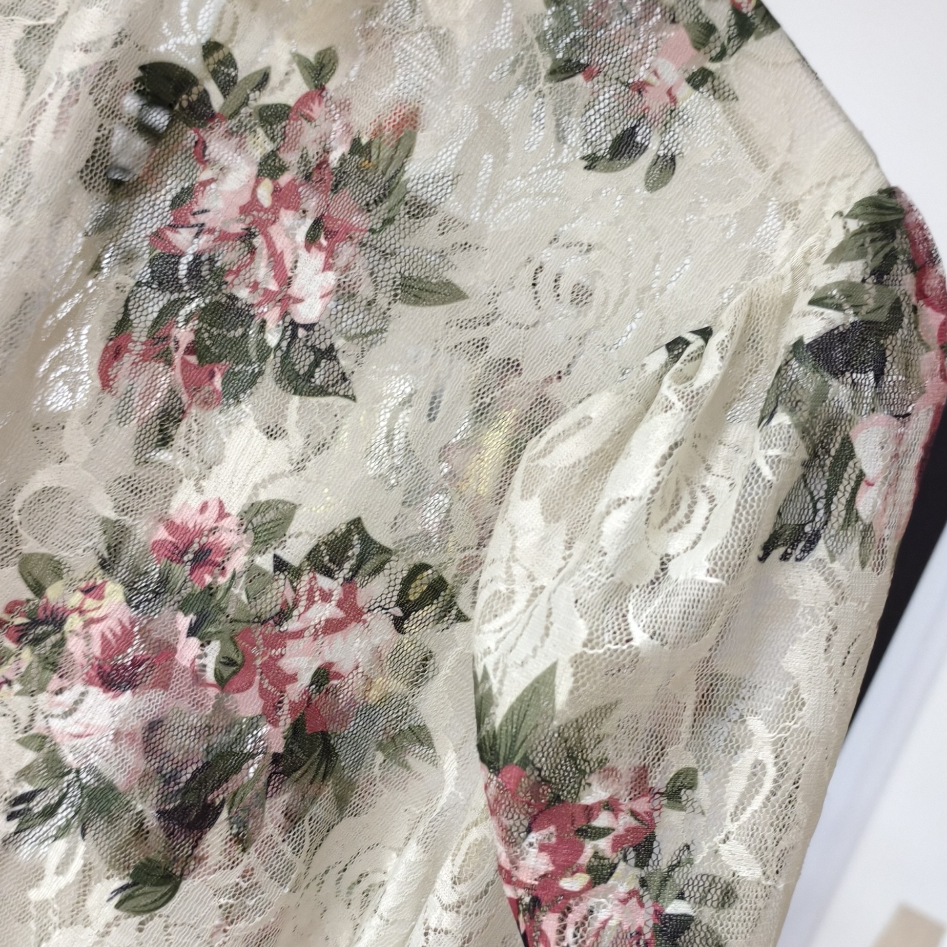 176优雅盘扣提花蕾丝打底(120斤可穿)默认微瑕无运费险