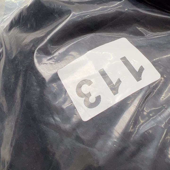 阳***笑113黑色男短外套少拉链头