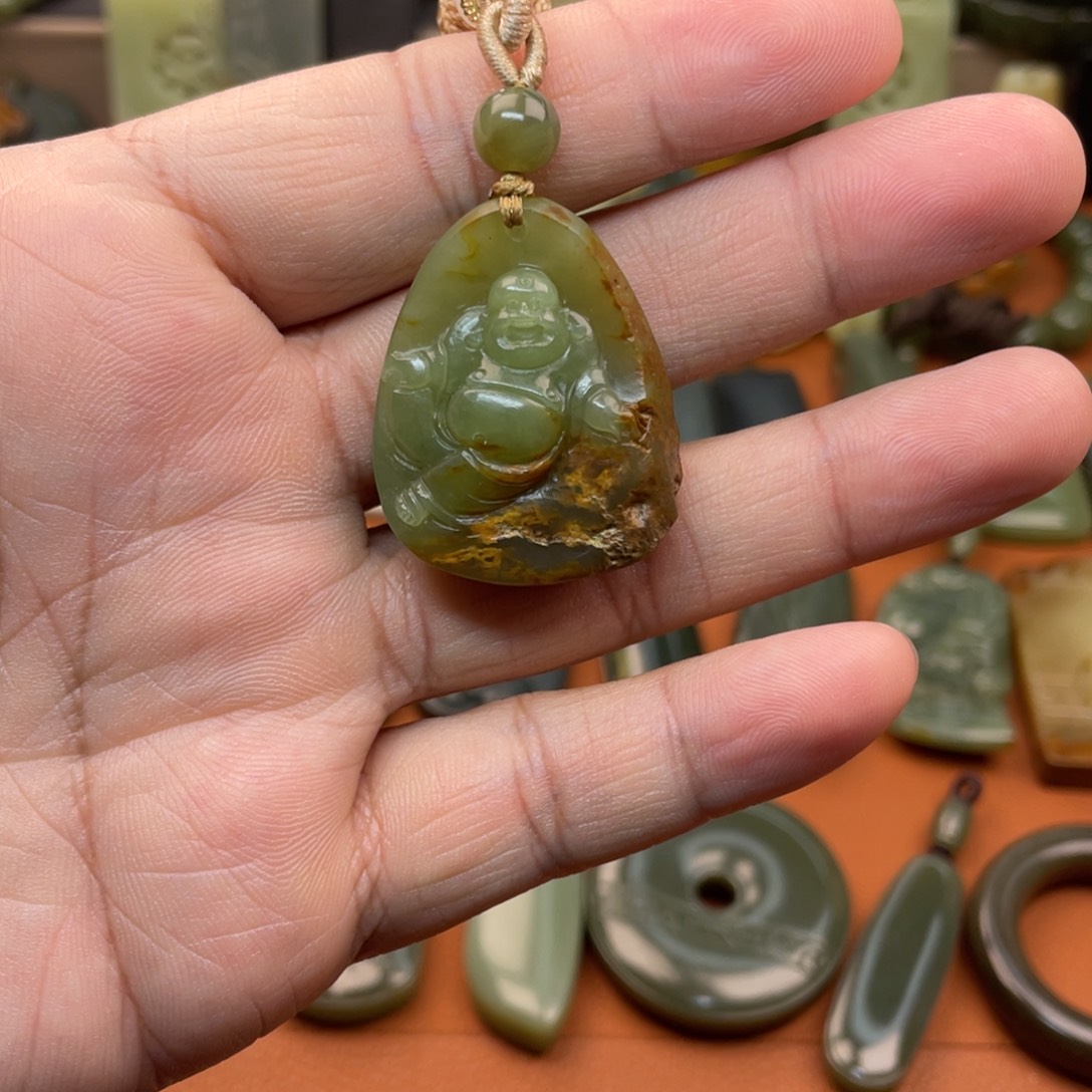 岫岩河磨玉（透闪石质玉）未镶嵌挂件