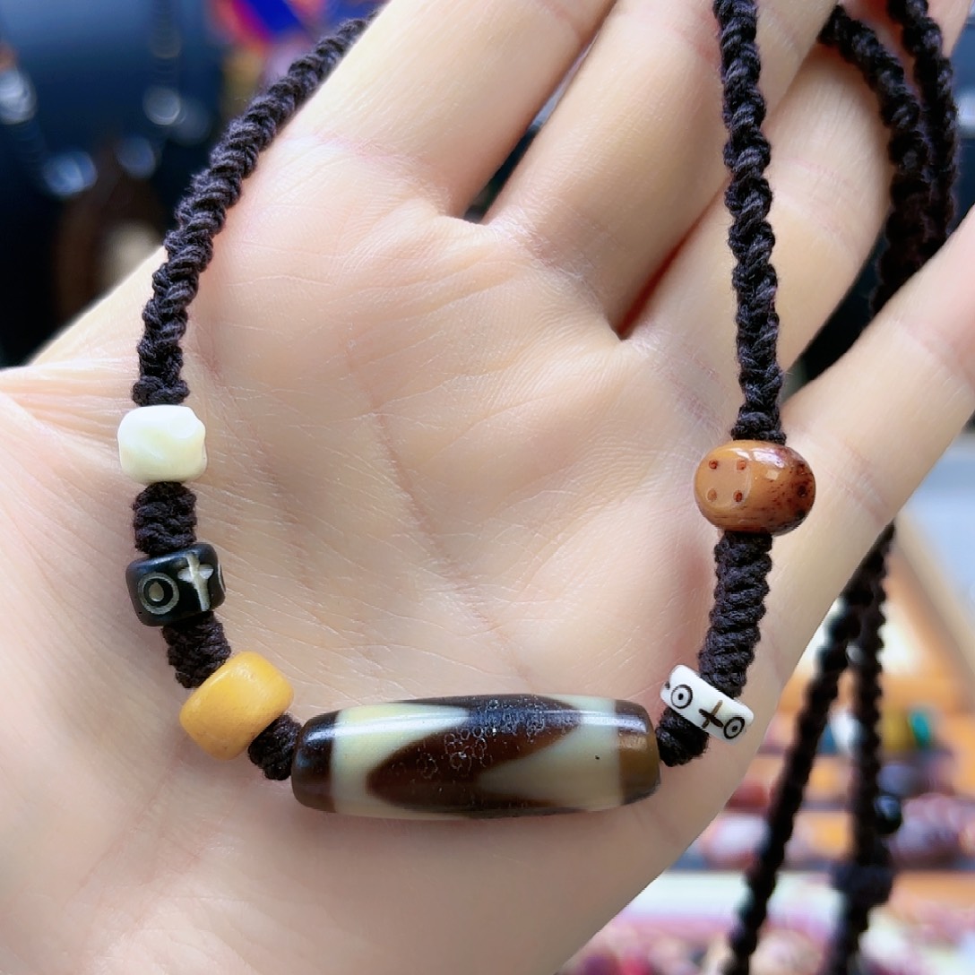 玛瑙/玉髓颈饰合金