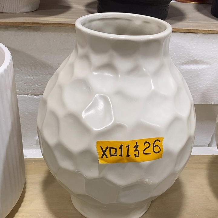 陶盆有孔 瑕疵针孔漏釉介意勿拍外口 11/20外高26