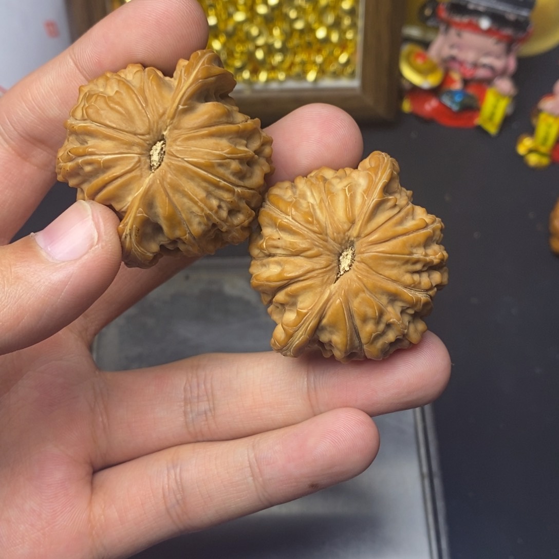 吊坠文玩核桃山地磨