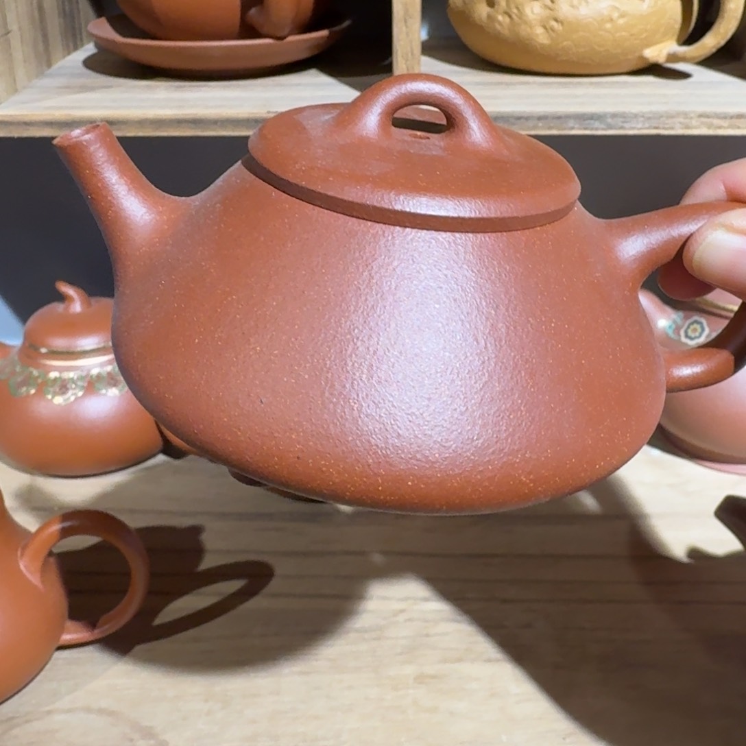 段泥茶壶降坡200毫升左右