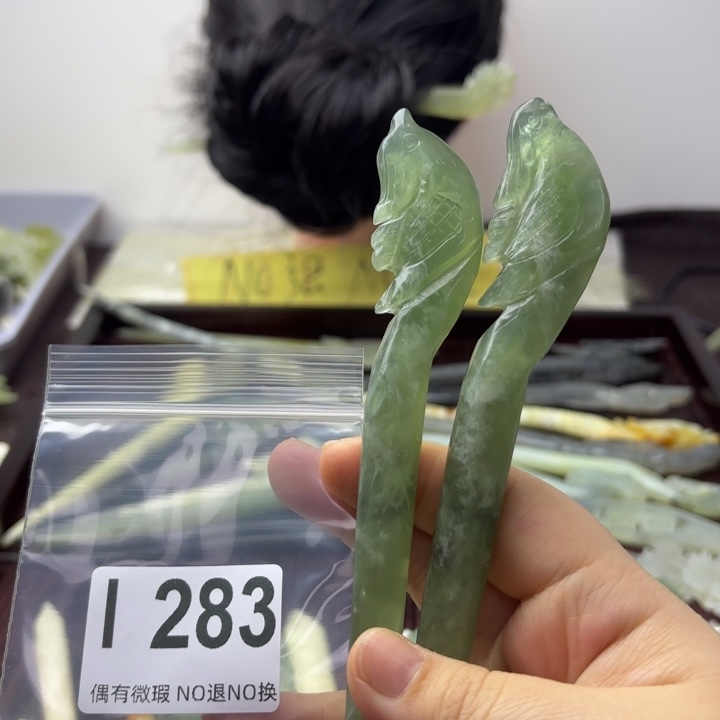 蛇纹石玉发饰合金A****心