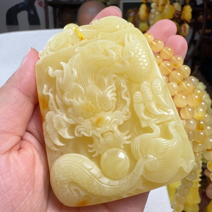 未镶嵌蜜蜡珠宝奇石