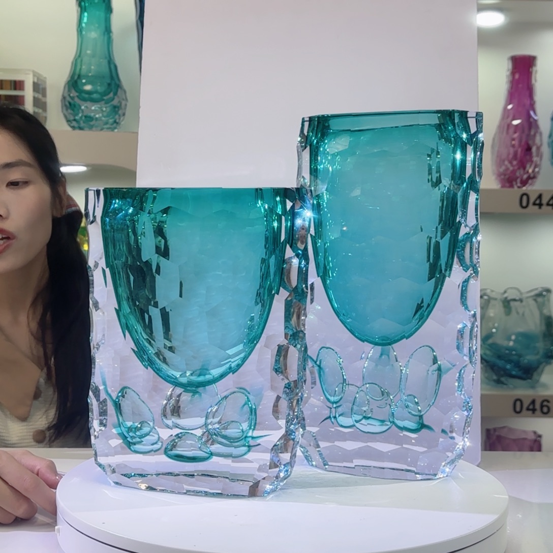 湖水绿色气泡款花瓶摆件