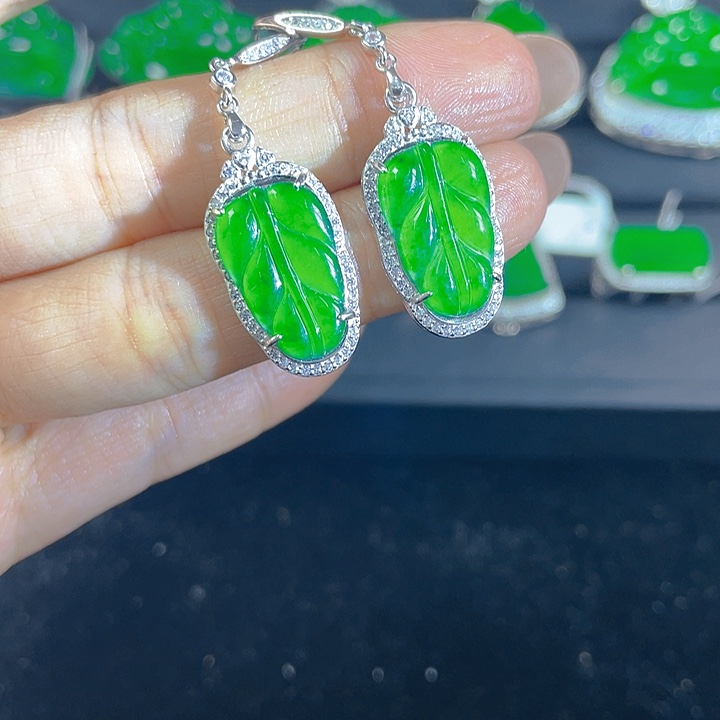 翡翠银S925镶嵌吊坠(不含链)