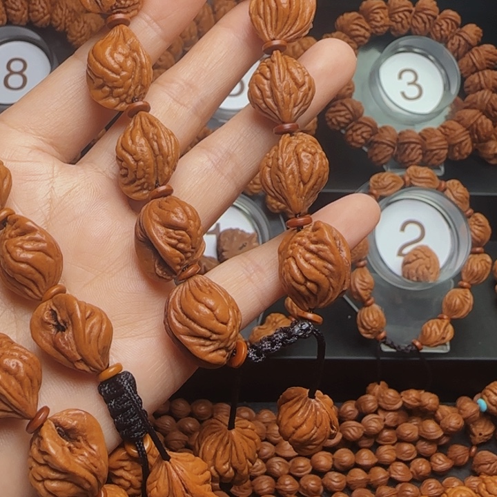 2***3桃核手串龙纹桃核