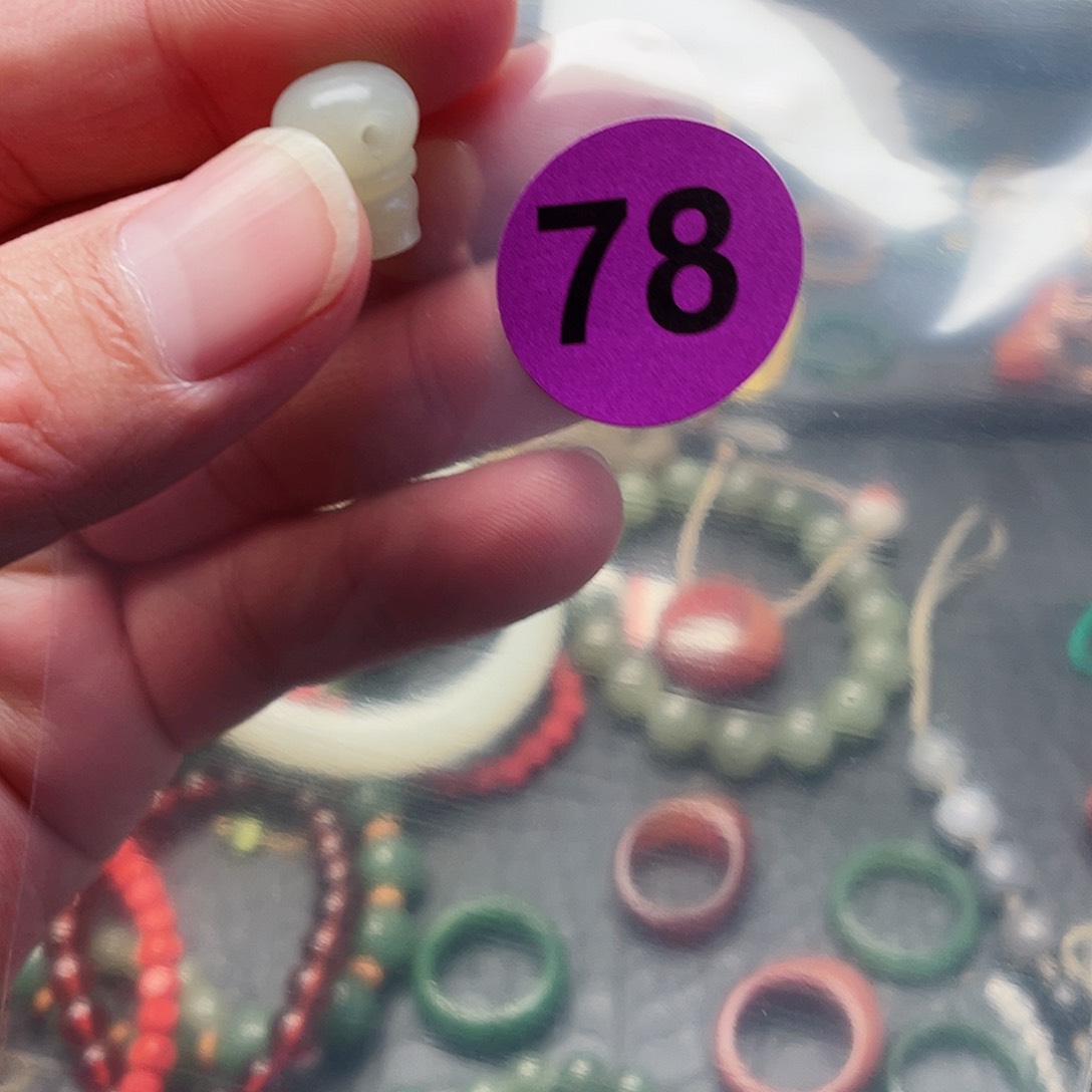 颈饰未镶嵌和田玉晚**轻