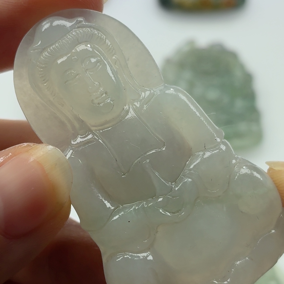 定制翡翠未镶嵌观音