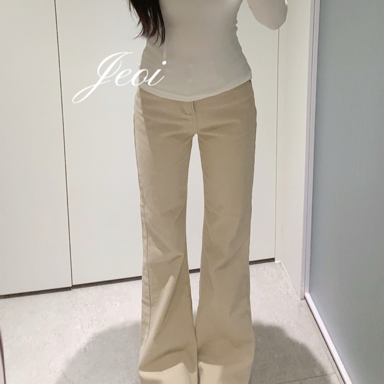 Jeoi【修腿韩女】加绒微喇牛仔裤女显瘦不贴腿高腰拖地通勤百搭裤
