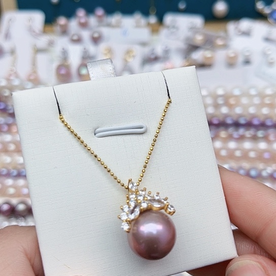 淡水珍珠吊坠(赠链)未镶嵌