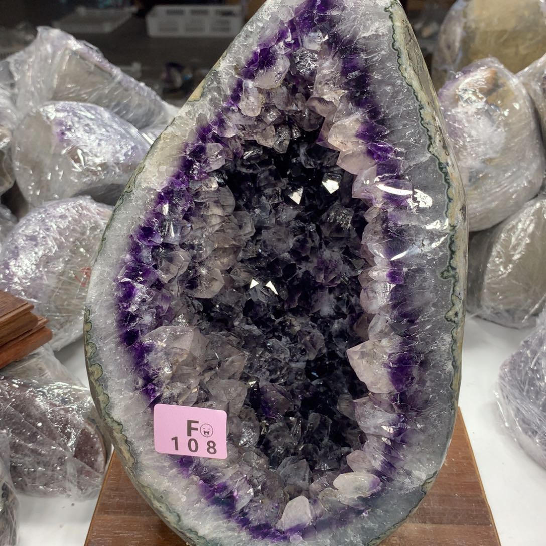紫晶大型摆件（非配饰）未镶嵌